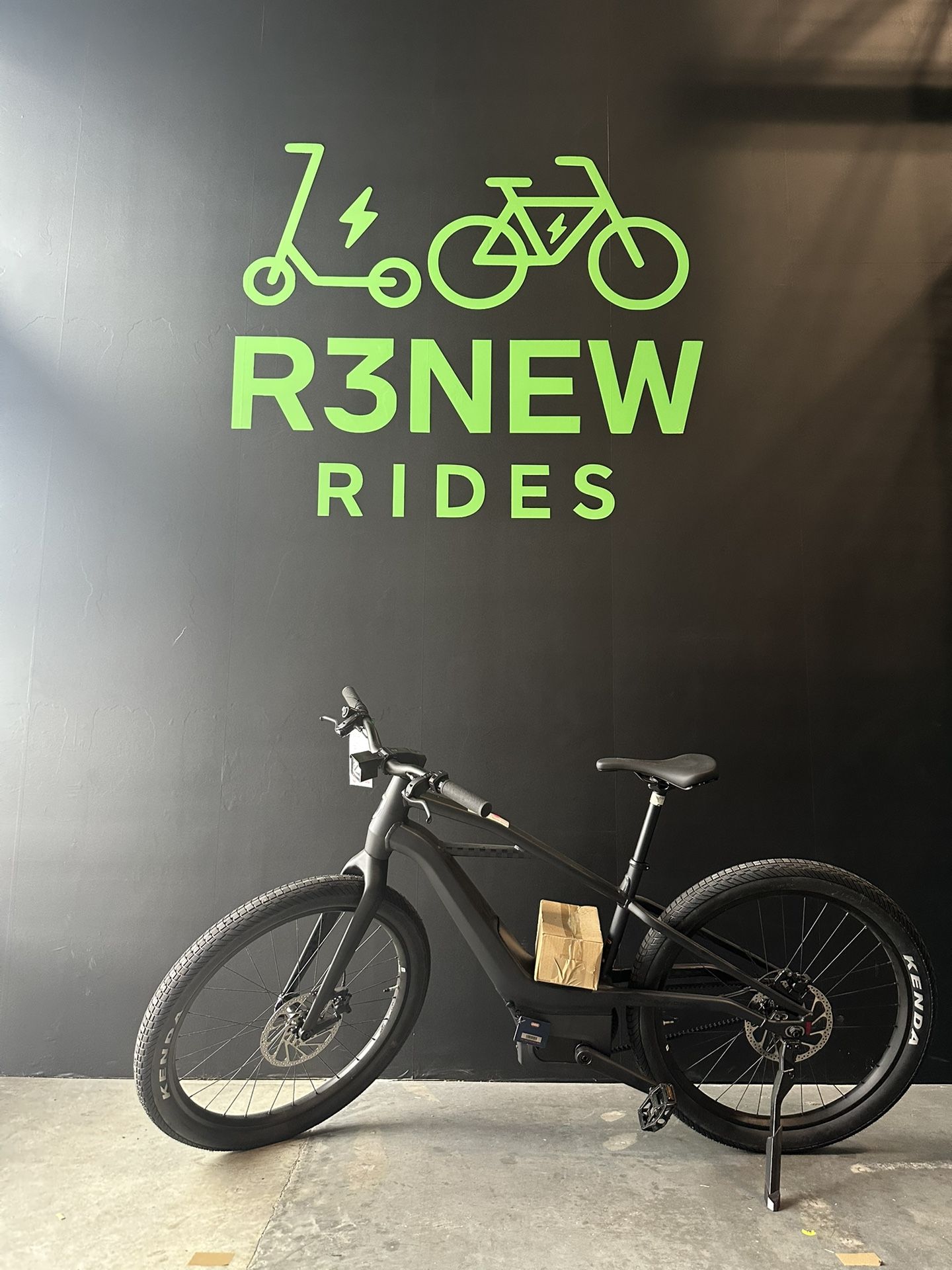 Serial 1 MOSH/CTY eBike, w/up to 105mi Max Operating Range...