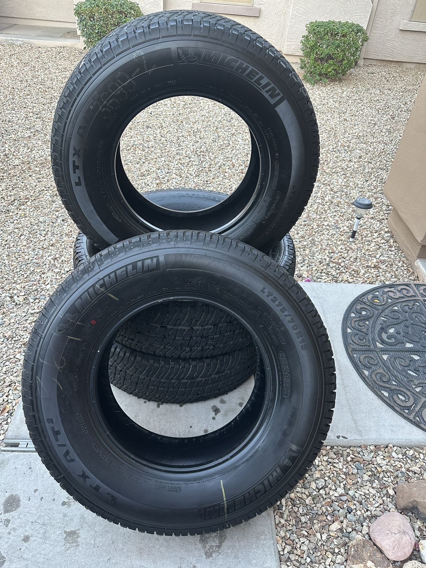 Set Of 4 Tires Michelin LT275/70R18 LTX A/T2 Load E for Sale in Phoenix, AZ OfferUp