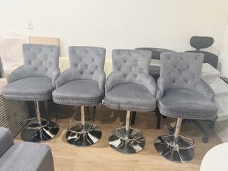 Swivel Counter Height Bar Stools Set of 4, Gray Kitchen Island Barstools, Velvet Adjustable Bar Chairs, Tufted Back, Silver Chrome Metal Base, Sillas