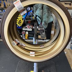 Duro 26x2.125” Tires Brown With Cream Walls