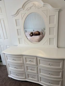 Dresser and mirror