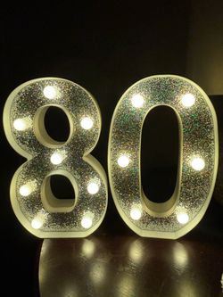 Light-Up Marquee Number 80 Glitter Decoration