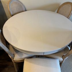 Dinning Table And Chairs