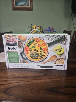 Parini  cast  Iron  round  pan