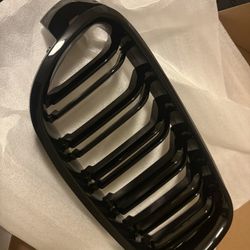 12-15 Bmw F30Front Gloss Grill