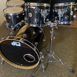 DW Drum Kit