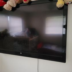 Weinhouse 60inch  Tv 