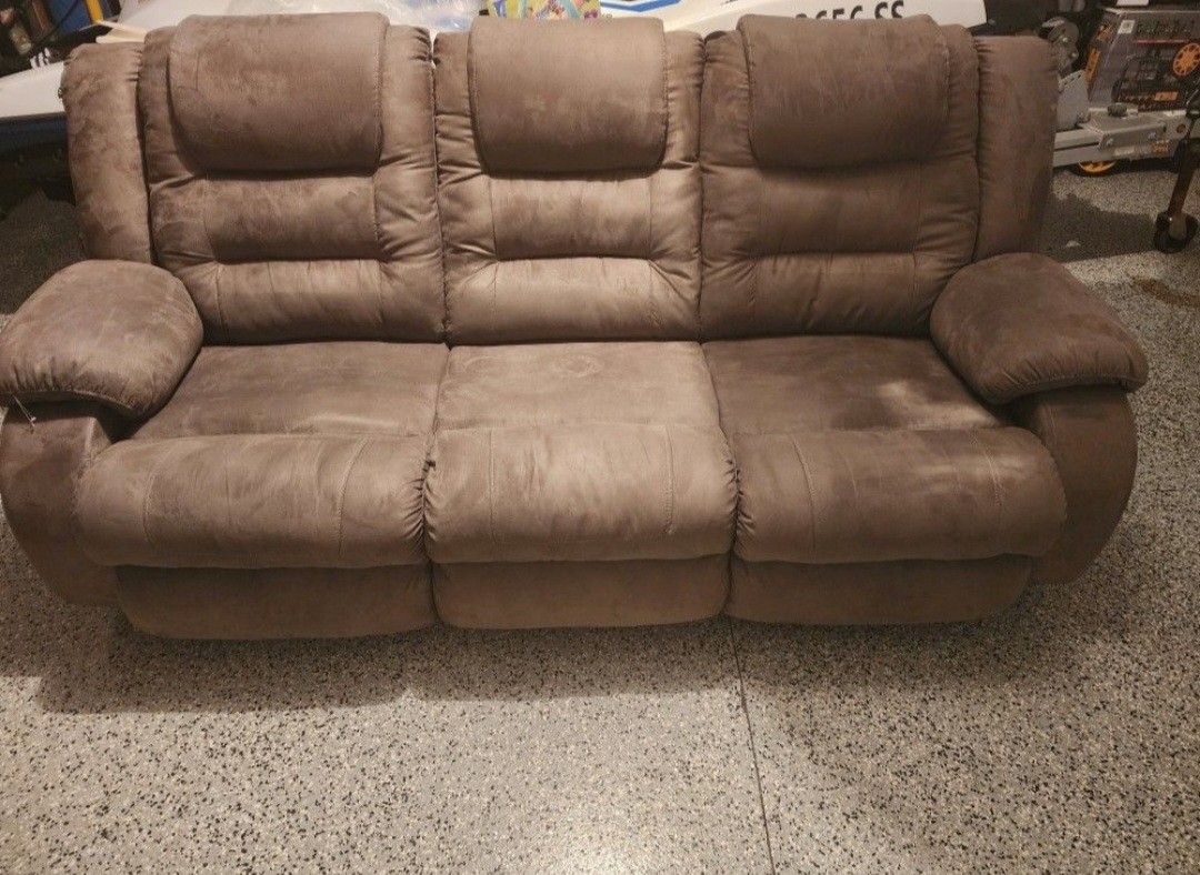 couch  and  art table