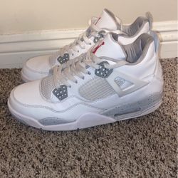 Jordan 4 White Oreo Size 9.5