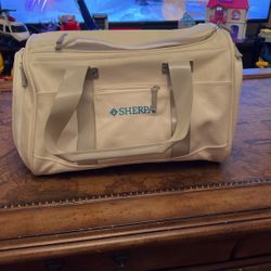 Carrier  Sherpa White With Washable Rug Inside Dog Or Cat
