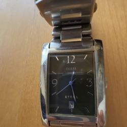 Stainless steel Vintage GUESS Wrist watch. Good Working Order. 