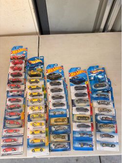 Hot wheels Ferraris  new all have different prices but taking offers on the ones you want  10 dollars each and up  pick up only cash only located in s