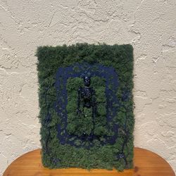 Halloween Skeleton Decor