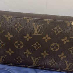 Two Louis Vuitton bag bundle 