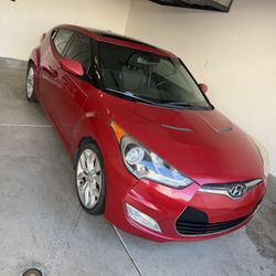 2013 Hyundai Veloster 
