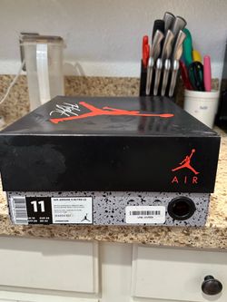 2019 Jordan 4  Bred size 11