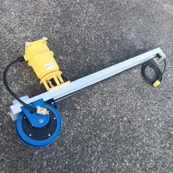 Conductix Swivel Base xa-28036b 25amp Coxreel Pc10 5' Boom. For Pick Up Fremont Seattle. No Low Ball Offers Please. No Trades (about $3000 new)