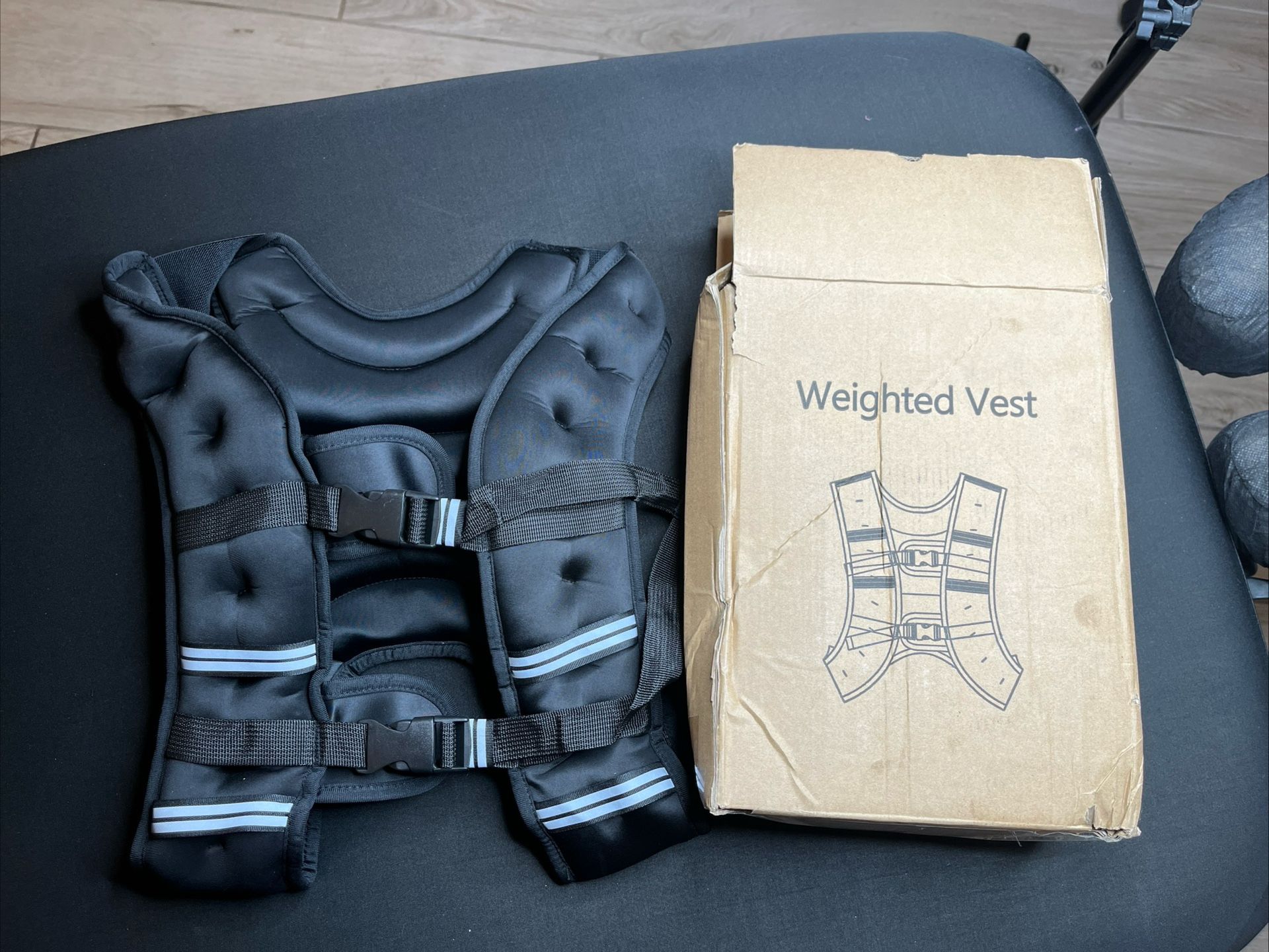 Weighted Vest 12 lb Unisex Adjustable Straps Running Rucking Strength