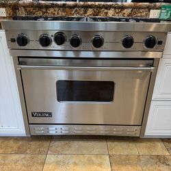 36’ VIKING RANGE/OVEN + HOOD