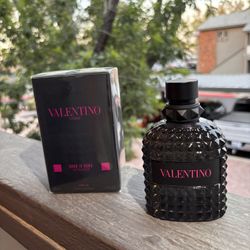 Valentino Born In Roma Extradose 