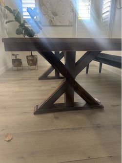 Dinning table