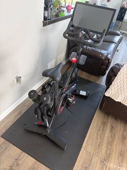 Peleton Bike