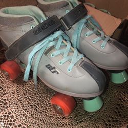 Roller Skates 🛼 