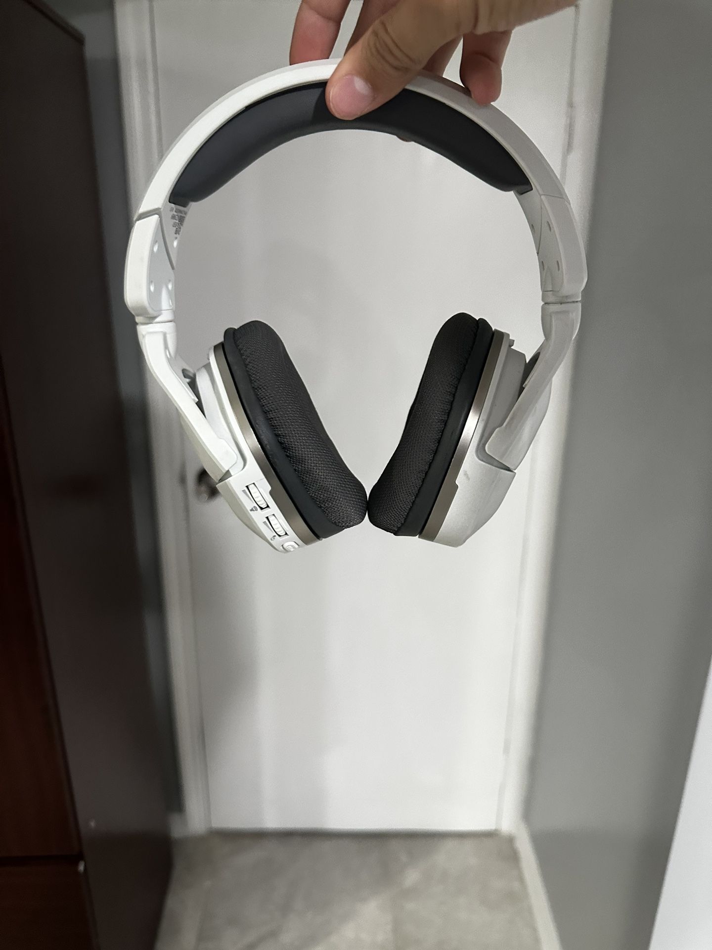 wireless headphones gaming