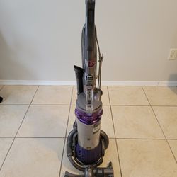 Dyson DC25 Animal Vacuum Cleaner 