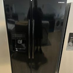 Samsung refrigerator side by side black no ice 