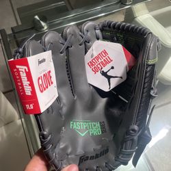 New Youth Softball Glove