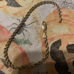 10k Gold Bracelet 