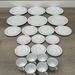 Crown China Japan Sintra 340 22pc Dinnerware Set Plates Cups Good Condition