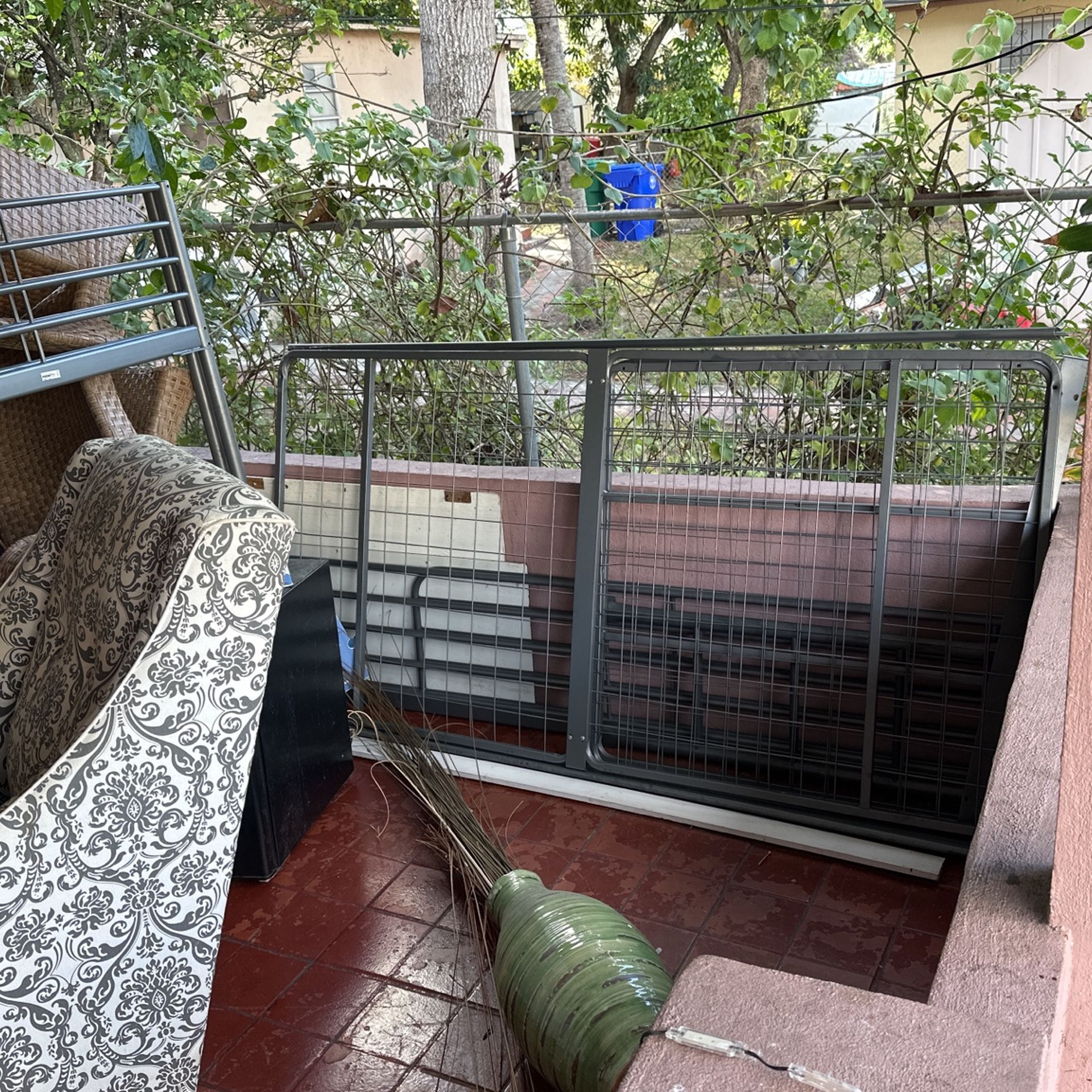 Free Bunk Beds and Small Couches