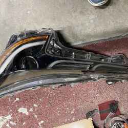 2021 Corolla SE XSE Driver Side Headlight 