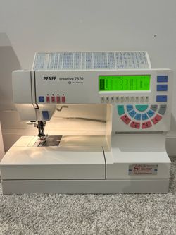 Pfaff Creative 7570 Sewing Machine (With power cord - Tested)