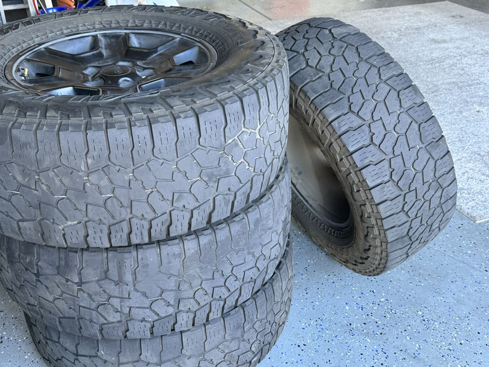 Jeep Rims And Tires for Sale in Gilbert, AZ OfferUp