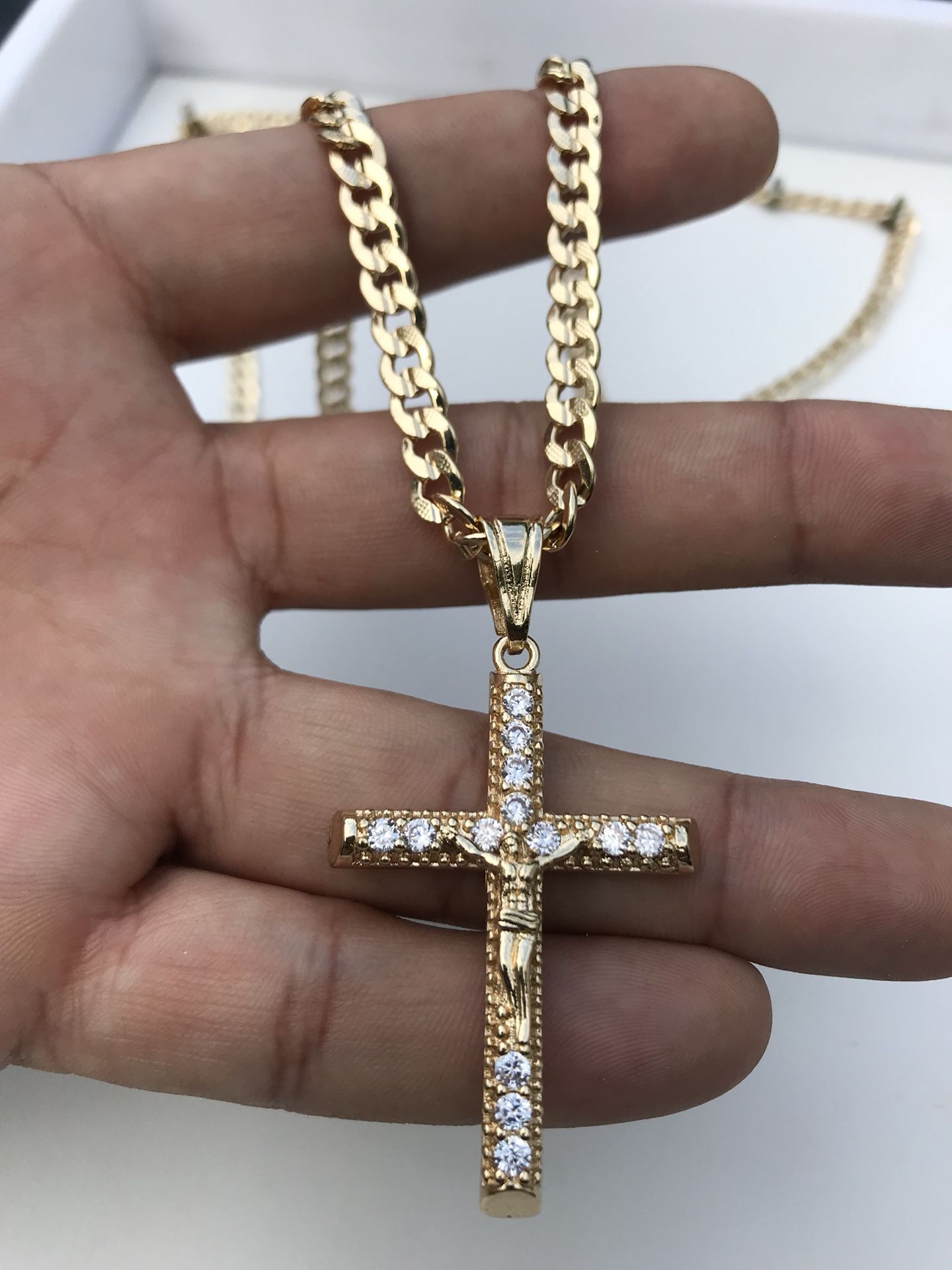 14k Gold filled Cuban link chain with cross