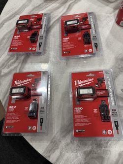 📌Milwaukee 450 Lumens Internal Rechargeable Magnetic Headlamp and Task Light) 👉PRECIO FIRME NO MENOS👉$45