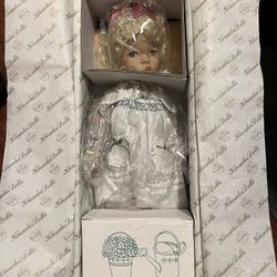 Dianna Effners Mother Goose Porcelain Doll..”Mary Mary Quite Contrary”
