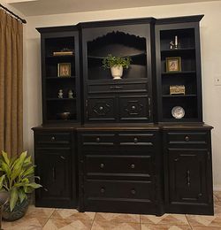 🖤 Vintage 1970s Solid Wood China Cabinet / Hutch – Handmade – Tons of Storage