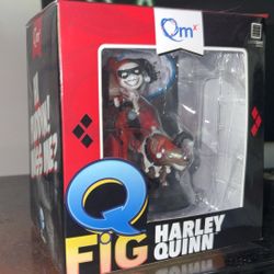 QMx Q- Fig Harley Quinn Loot Crate Exclusive
