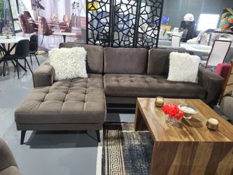 NEW SECTIONAL BROWN VELVET 110x60