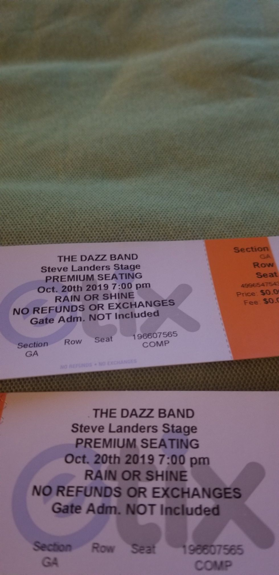 Premium seating for dazz band