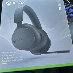 New Xbox Wireless Headset 