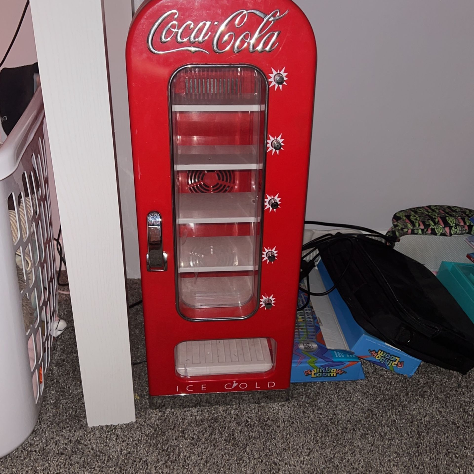 Coca Cola Mini Fridge, Needs Work