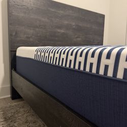 Living Spaces Queen Bed Frame w/ Mattress 
