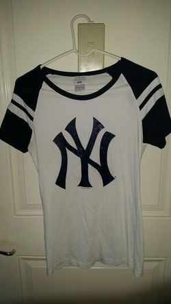 Girls Yankees Shirt