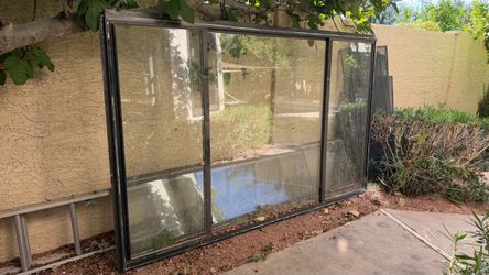 8 ft x 5 ft Horizontal Window