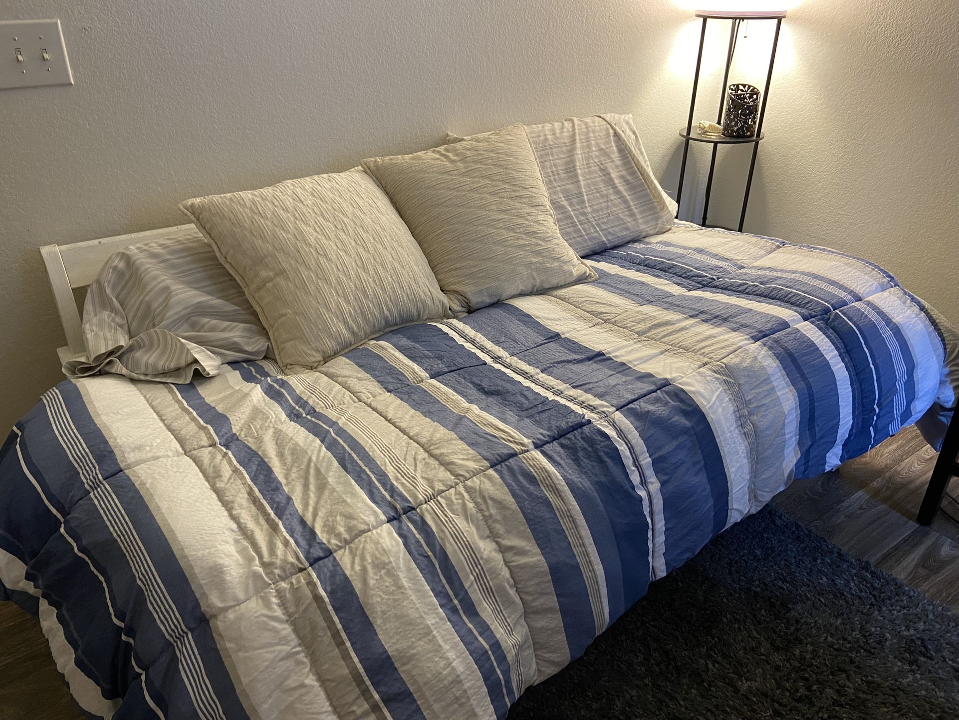 Twin Size Day Bed